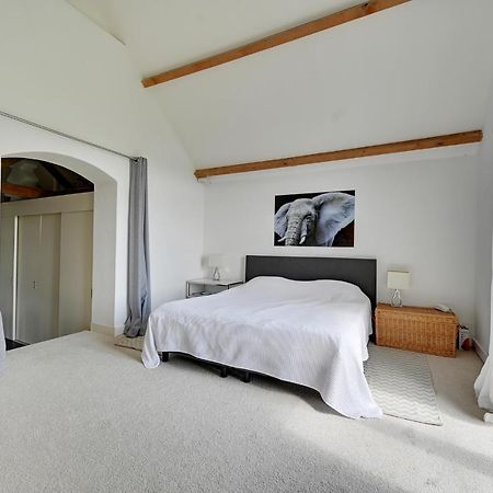 B&B Pompgebouw Aan De Rijn Tolkamer Eksteriør billede